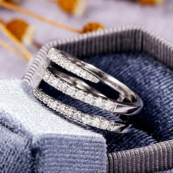 💯 NEW 3 LAYER 925 STERLING SILVER DIAMOND RING, CUTE RING, SHINY RING. - Picture 7 of 7